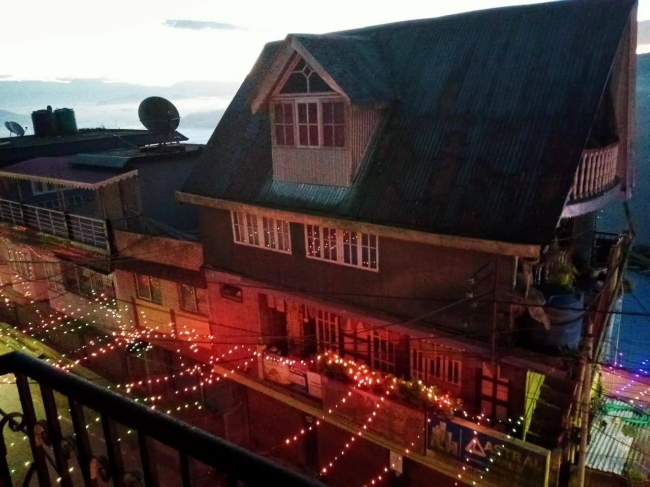 Backpackers Hub Ostello Darjeeling  Esterno foto